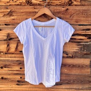 SPANX | White Pima Cotton V-Neck T-Shirt XS